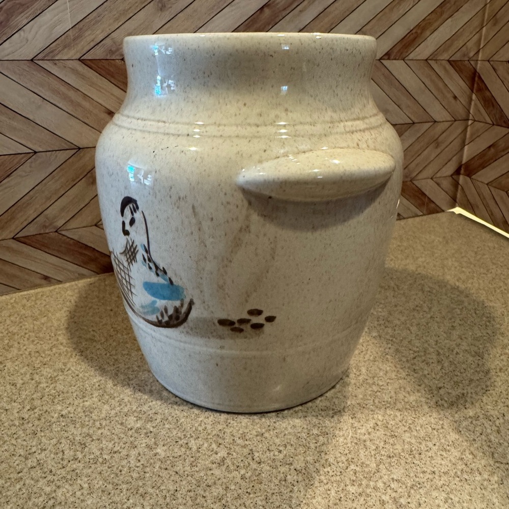 Red Wing Bob White Quail Bird cookie jar with mismatched lid - Picture 4 of 12